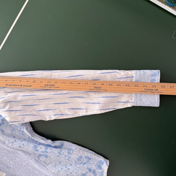 Robert Graham Limited Edition light blue patterned button down size L - Picture 5 of 9